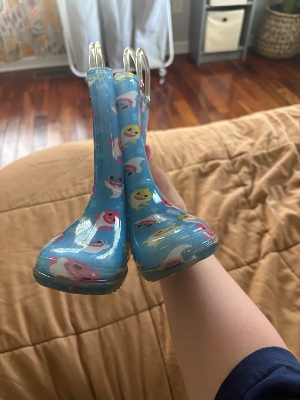 pinkfong baby shark rain boots for toddler